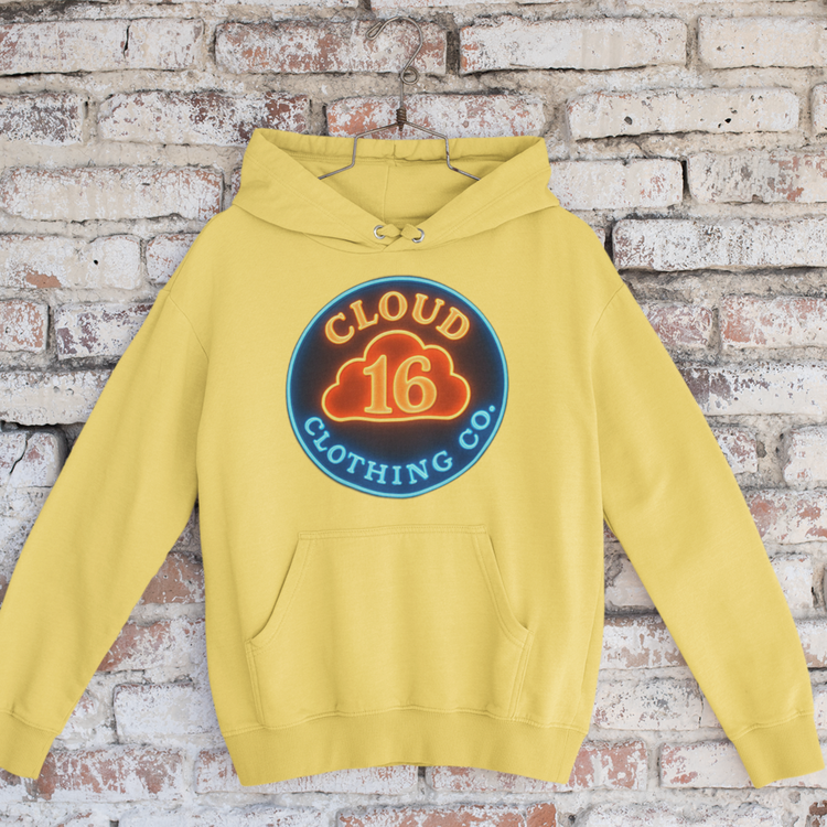 Hoodies, Sweatshirts & Long Sleeves
