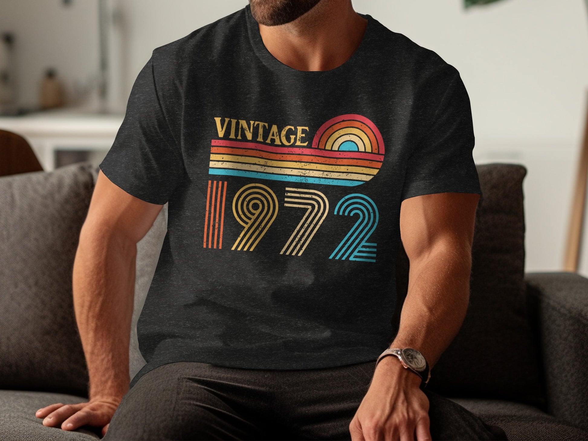 Vintage 1972 Rainbow Graphic Retro Style T-shirt