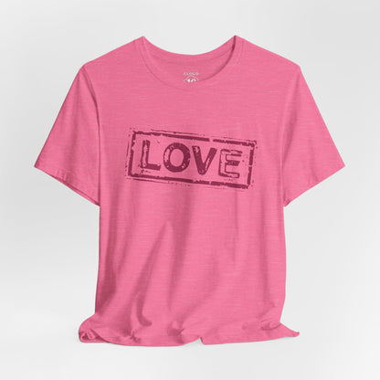 Love T-Shirt - Vintage Distressed Heart Graphic Tee