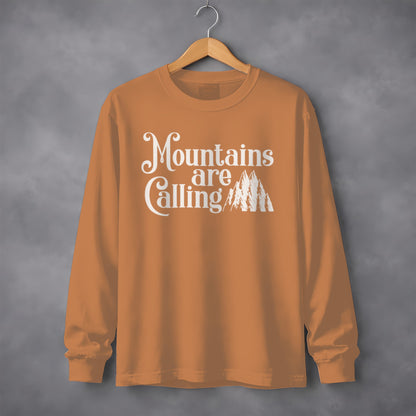 Mountains Are Calling Graphic Long Sleeve Shirt