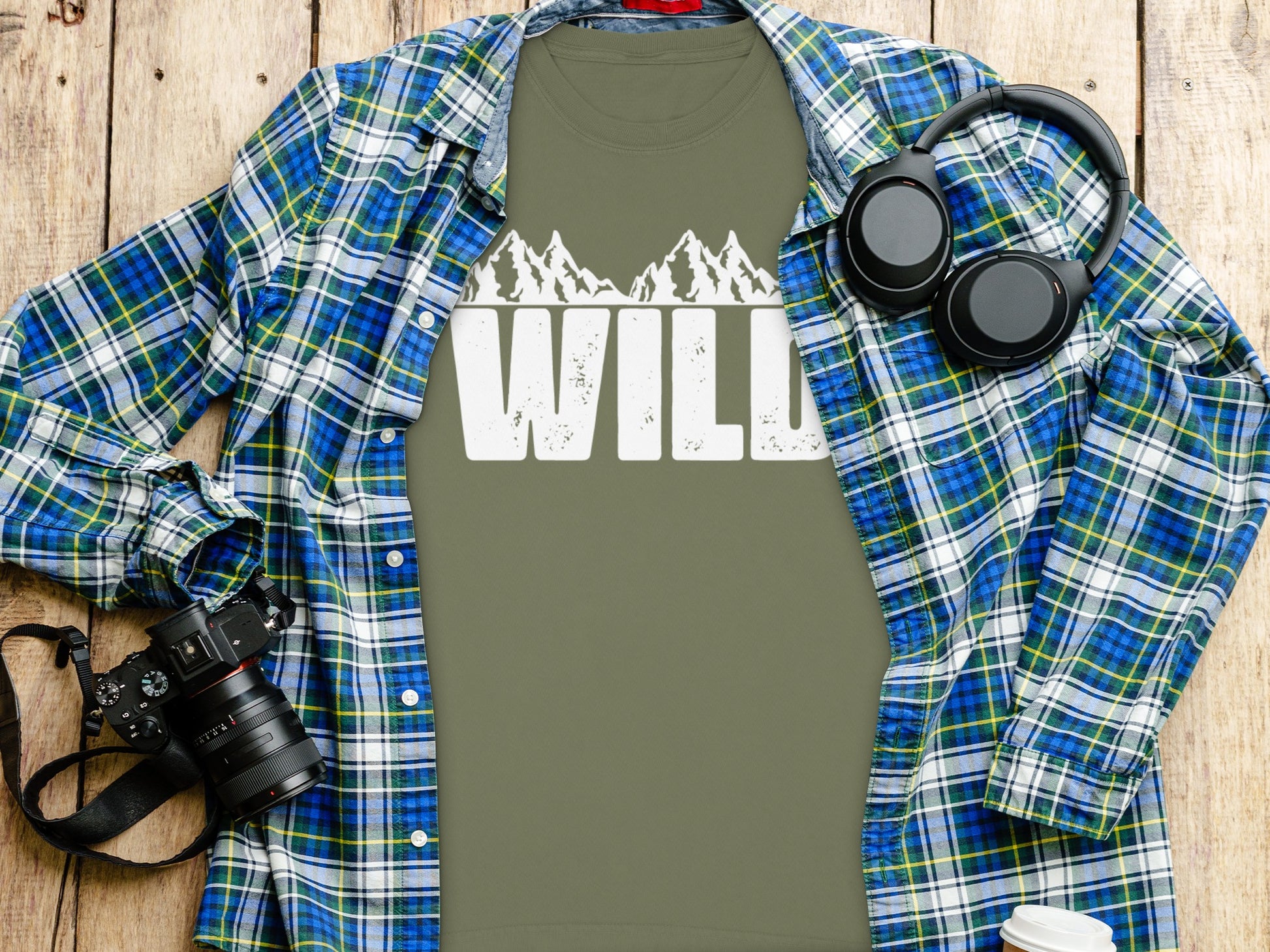 Mountain Design Wild Logo Outdoors Enthusiast T-Shirt