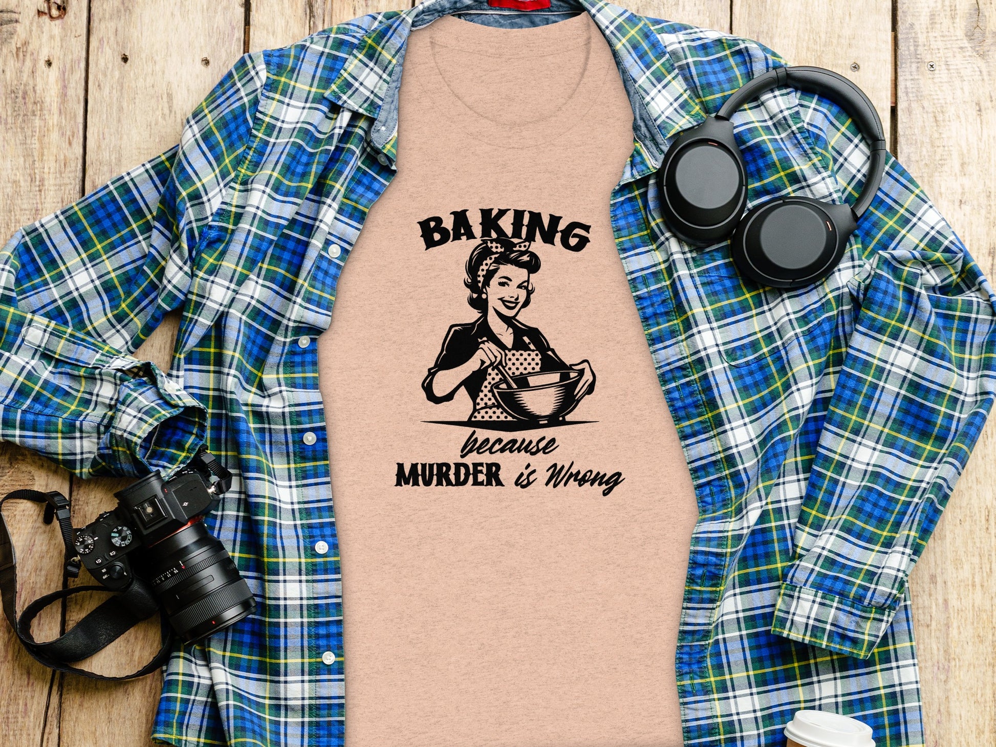 Baking Because Murder is Wrong Graphic Tee
