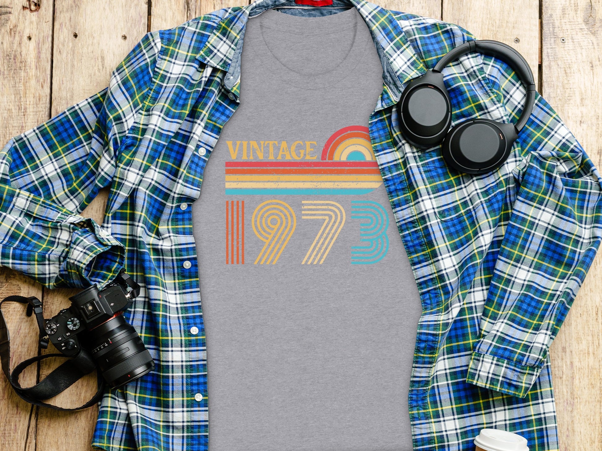 Vintage 1973 Graphic Design Unisex T-Shirt Product