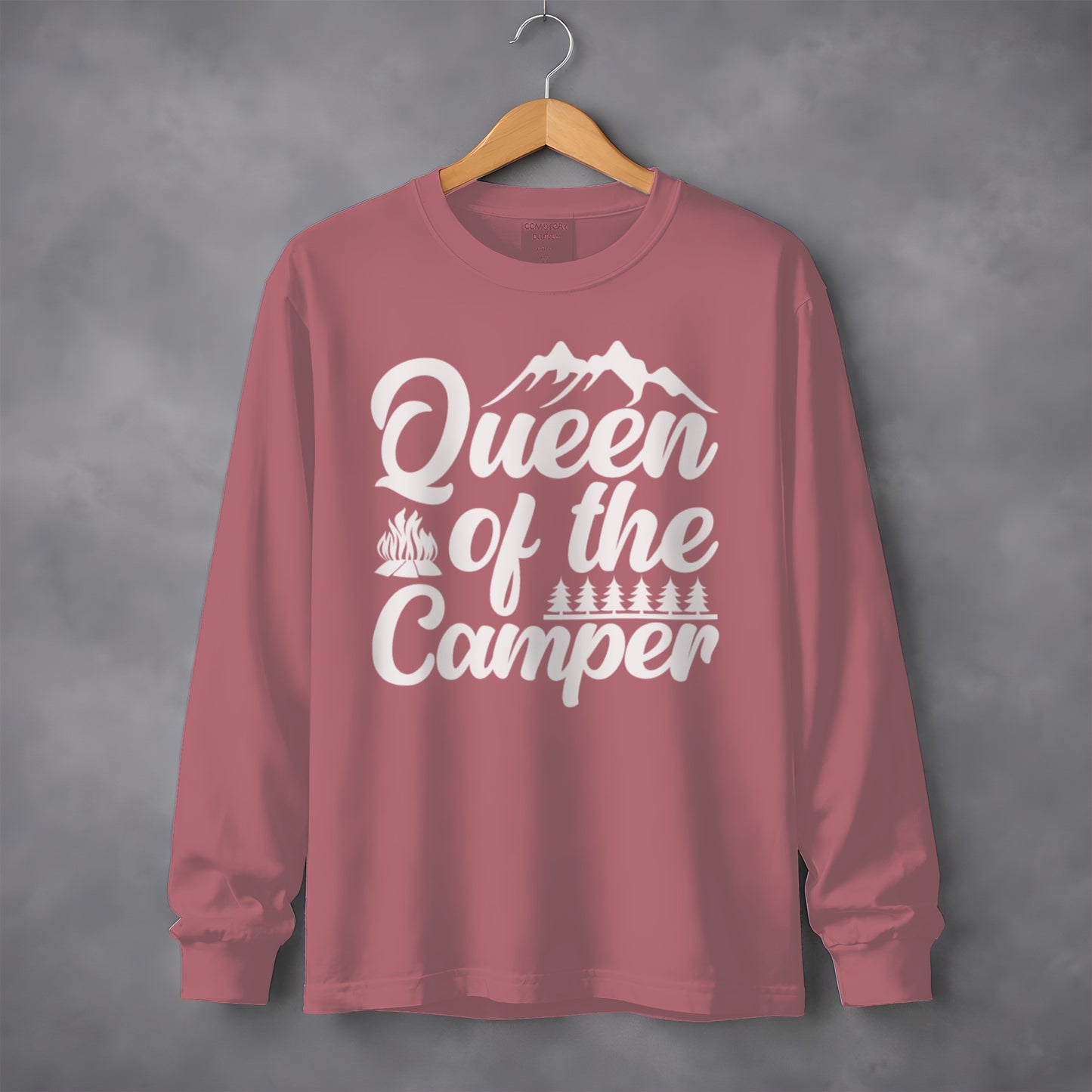 Queen of the Camper Graphic Long-Sleeve Shirt
