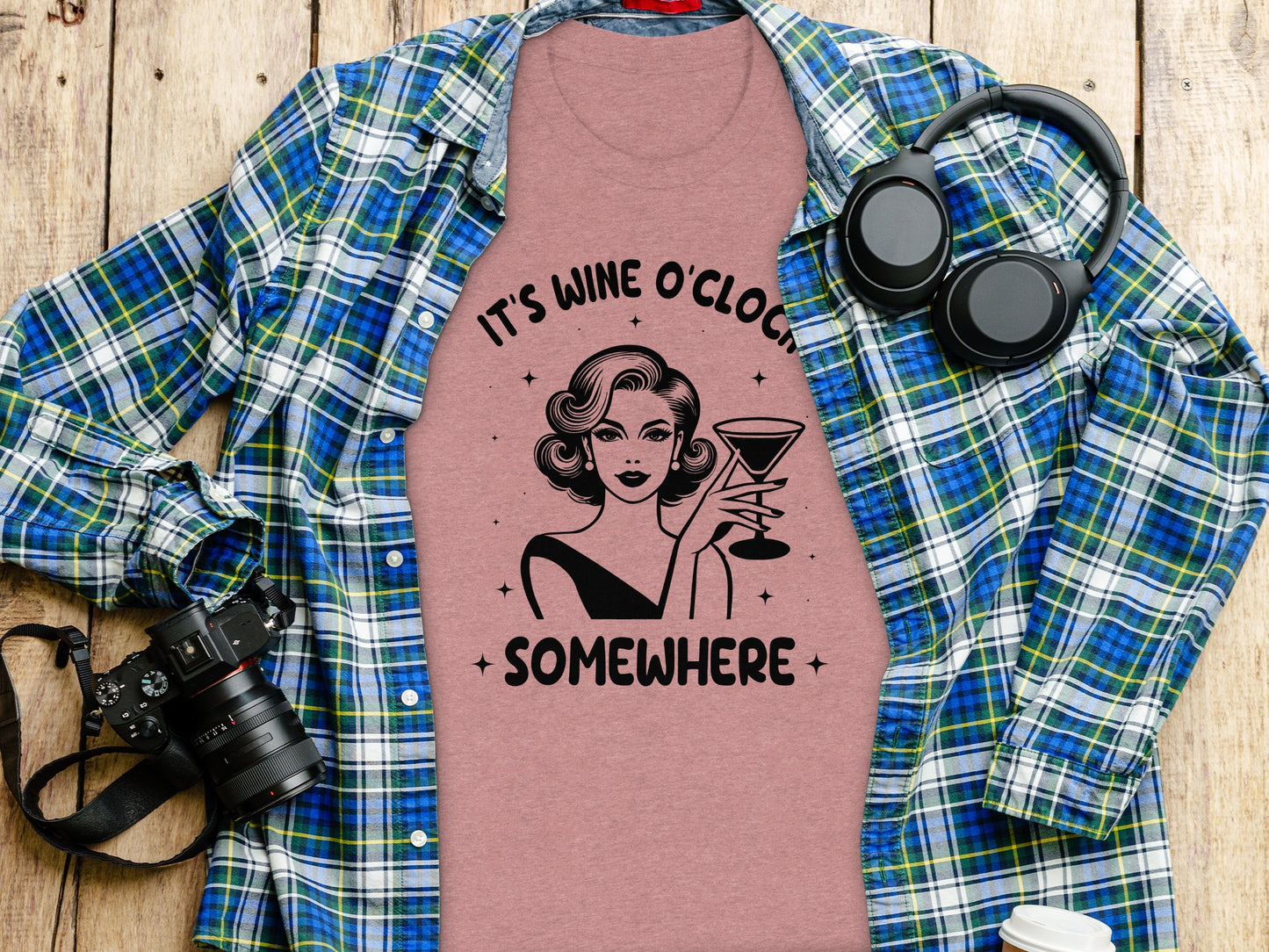 It's Wine O'Clock Somewhere Graphic T-shirt Product