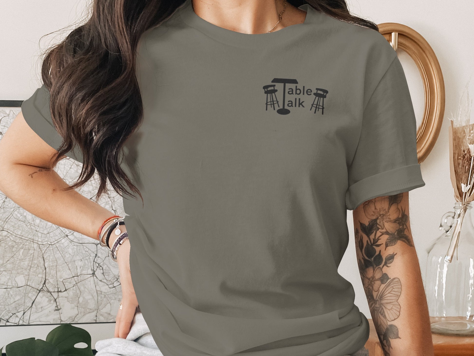 Table Talk Graphic T-Shirt with Rolled Sleeves Design