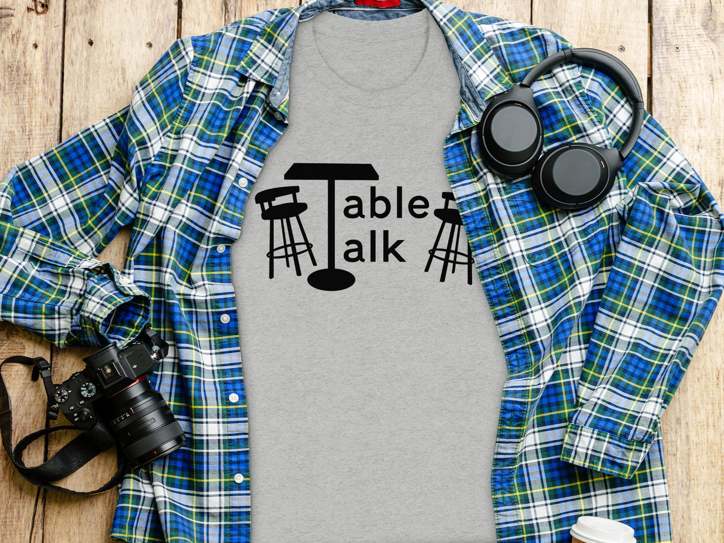 Stylish Table Talk Graphic Tee Casual Wear Product