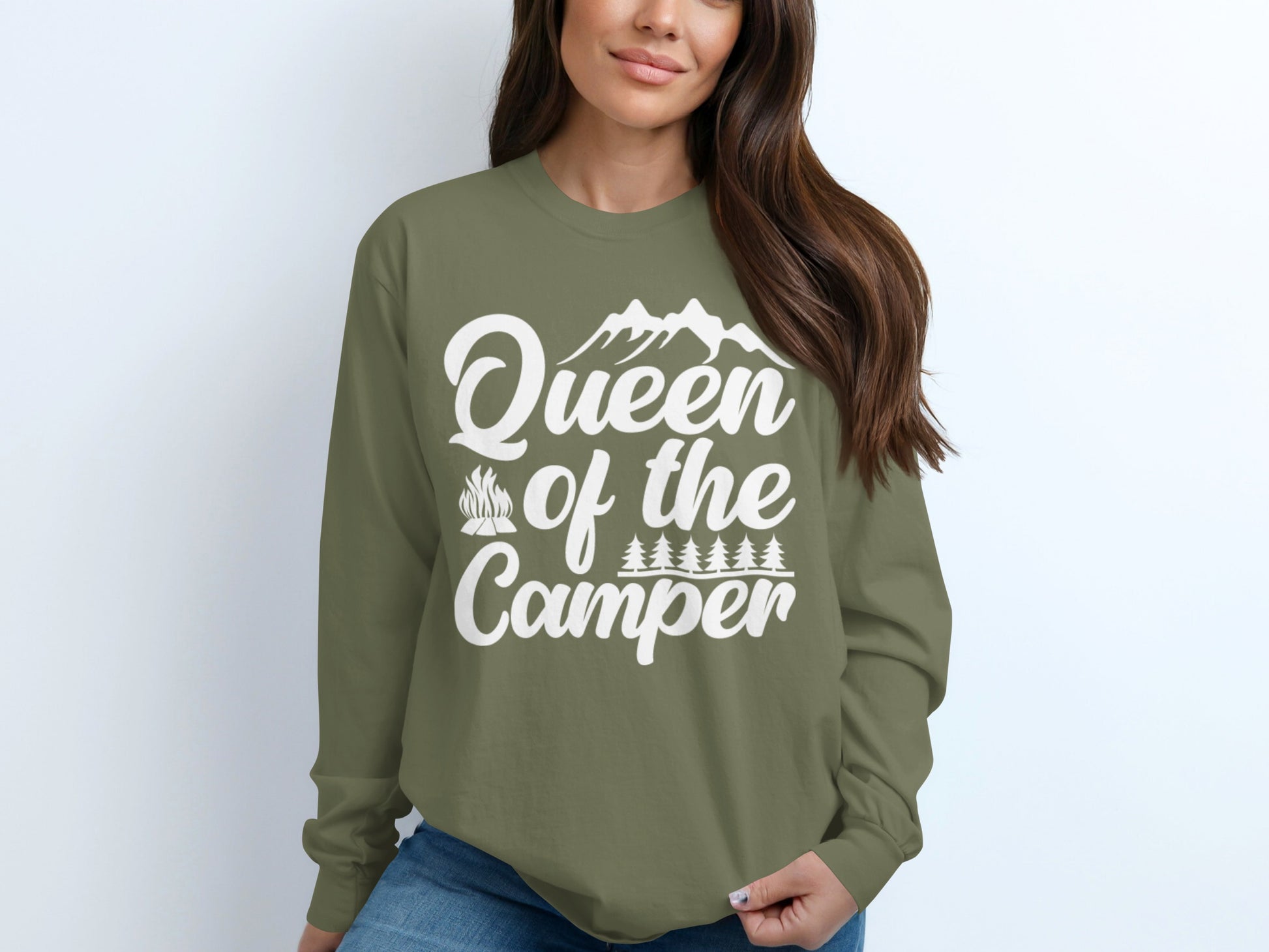 Queen of the Camper Graphic Sweatshirt Camping Top