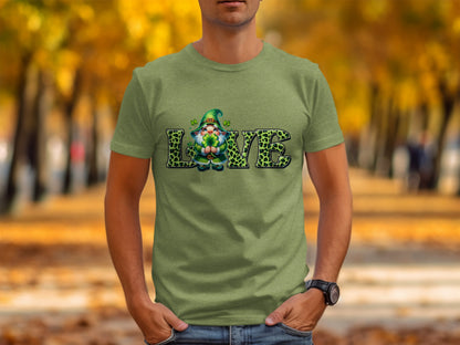 St. Patrick's Day Gnome Love Graphic T-Shirt