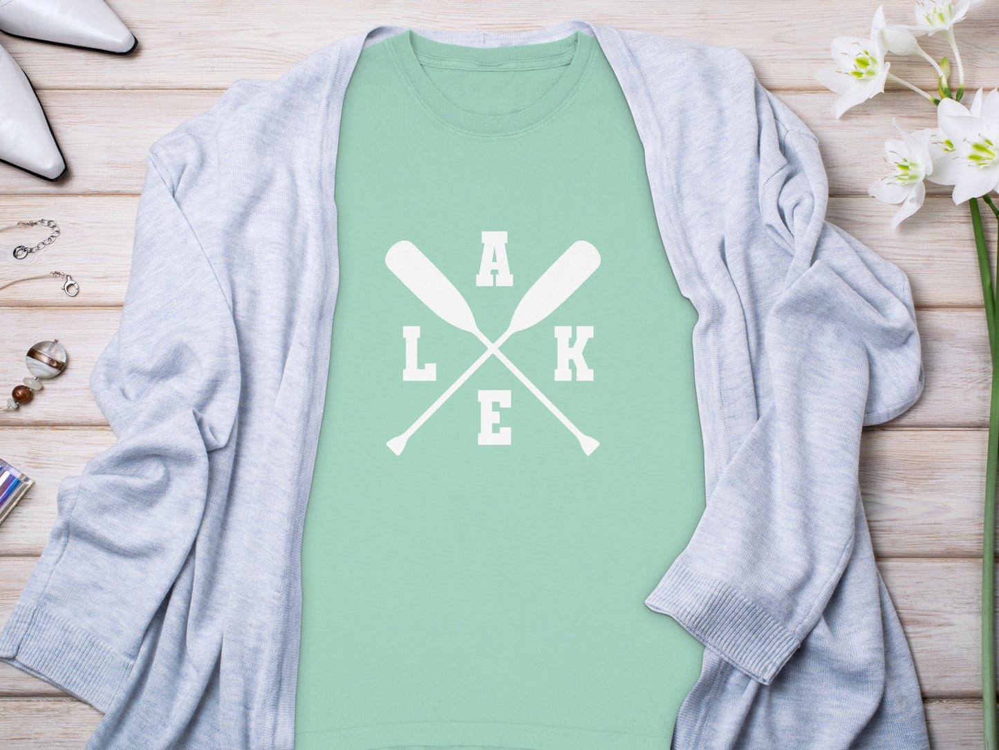 Stylish 'LAKE' Graphic Tee Perfect for Nature Enthusiasts