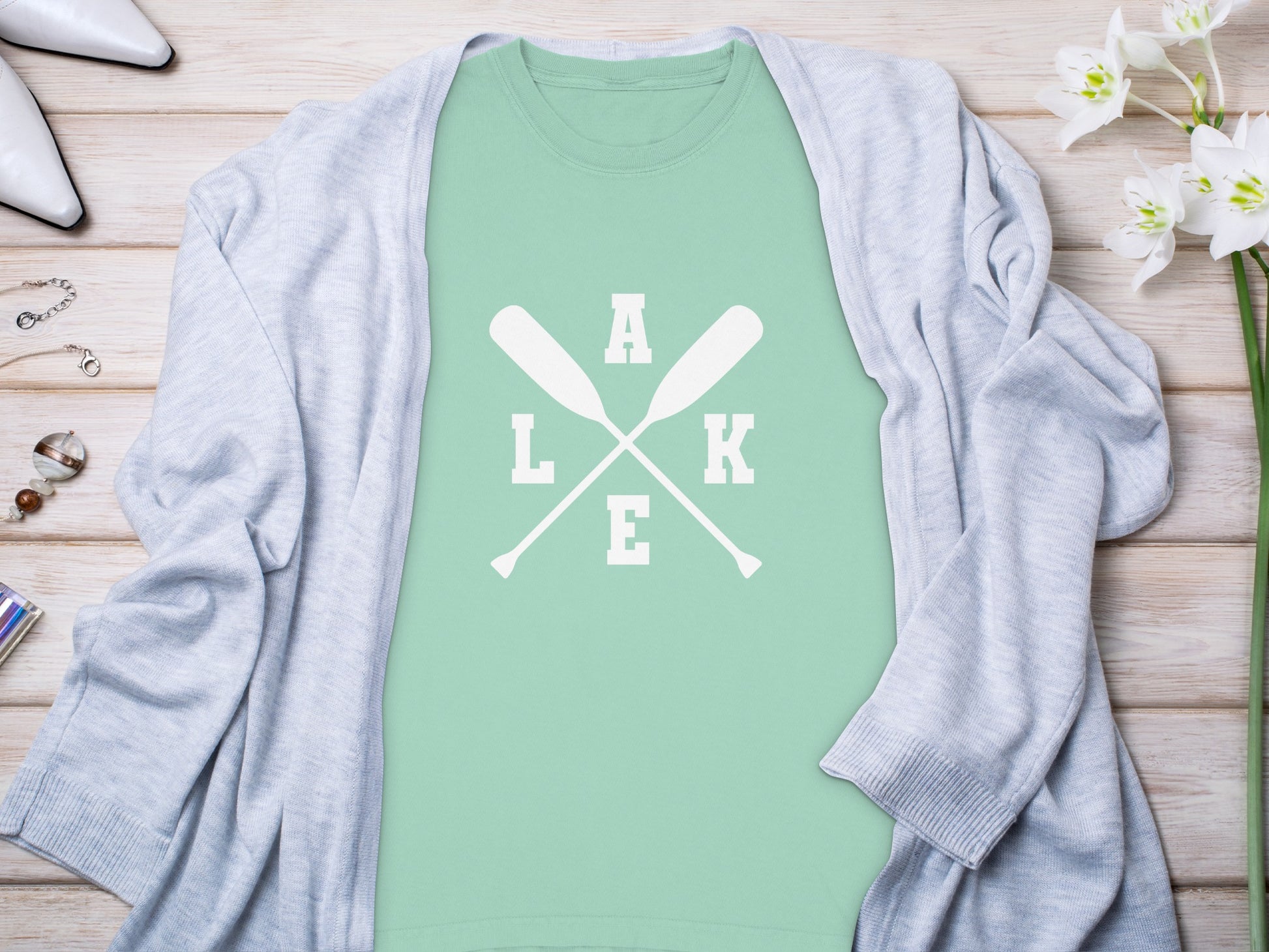 Stylish 'LAKE' Graphic Tee Perfect for Nature Enthusiasts