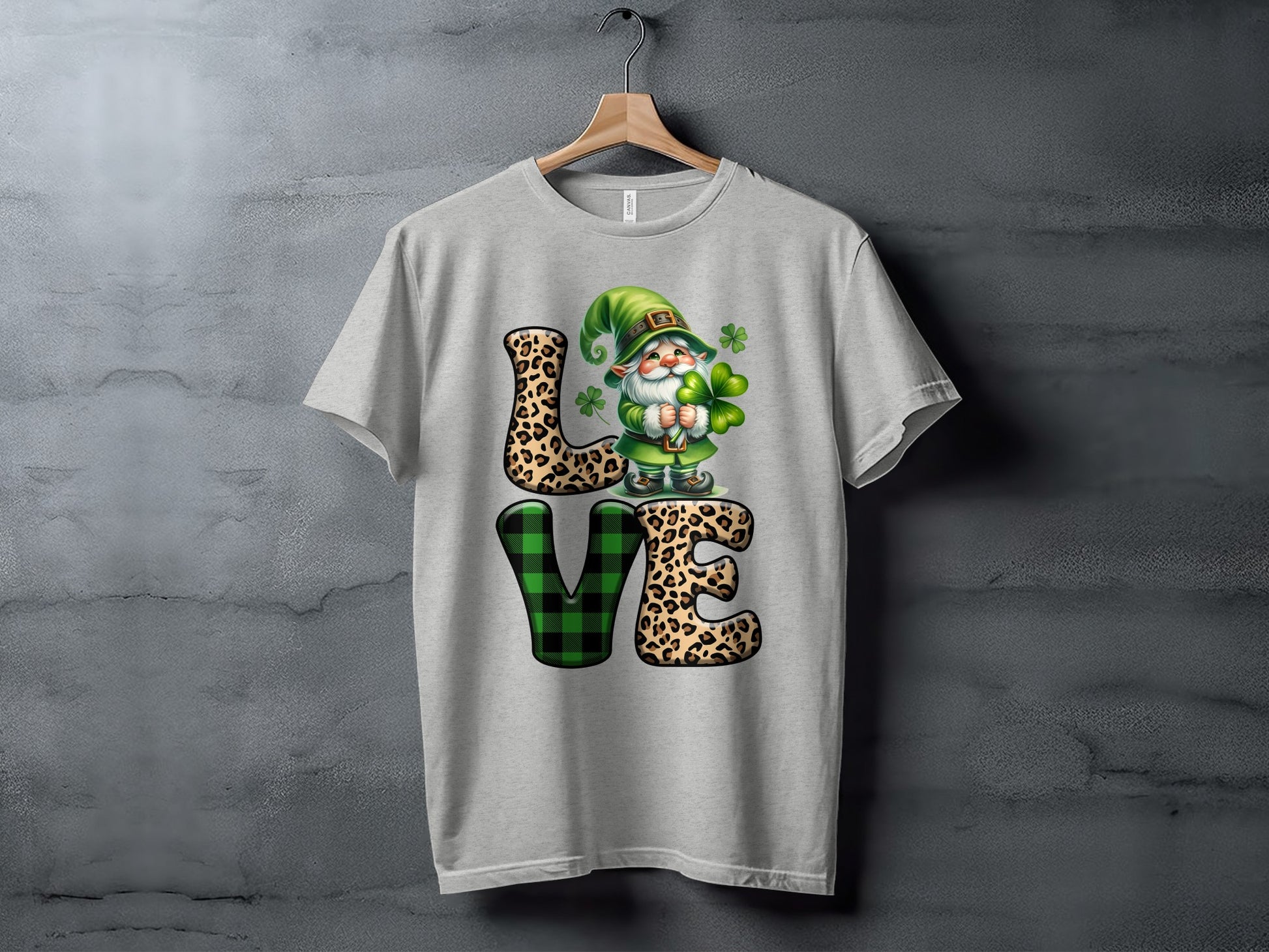 St. Patrick's Day Love Leopard Print T-Shirt