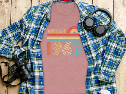 Vintage 1962 Retro Design Graphic T-Shirt for Men